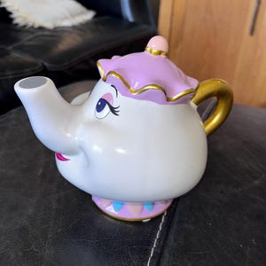 Mrs Pots  beauty and the beast money box piggy bank in lovely condition Disney collectible gift. bb designs online