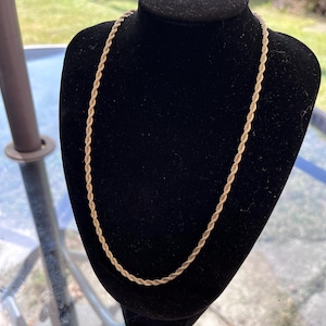 gold tone twisted necklace vintage 17 inch
