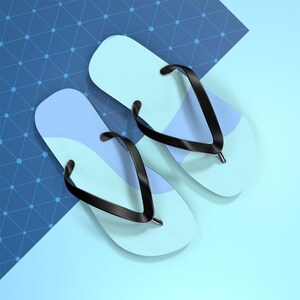 Chic Summer Flip Flops | Casual Beachwear | Stylish Outdoor Footwear | Pool Party Essentials | Trendy Vacation Slides