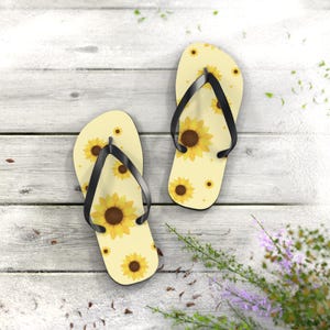 Sunflower Flip Flops|  Summer Sandals | Beach Shoes | Floral Footwear |  Vacation Accessories | Gift for Her