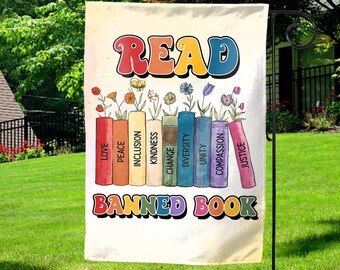 Read Banned Books Garden Flag, Retro Book Lover Gift, Protest Flag Resist Flag Equality House Banner Social Justice Yard Sign KBQE04