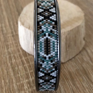 Bracelet in pearls Miyuki delicas / Peyote weave
