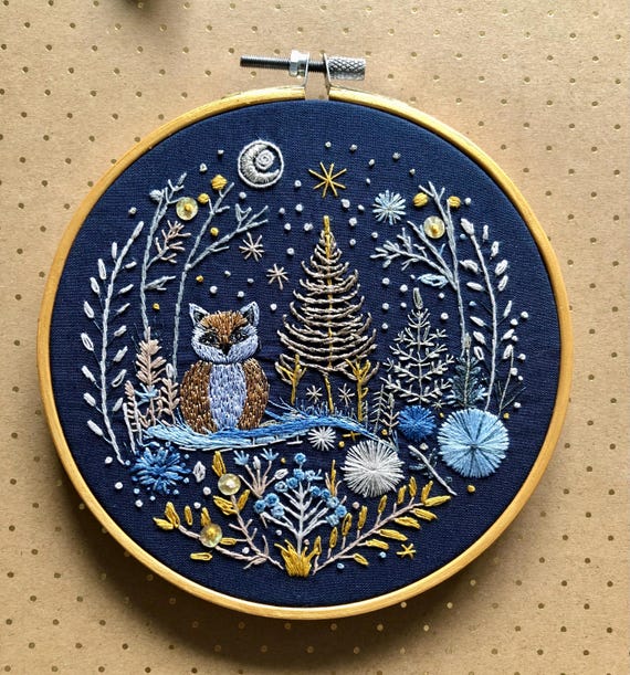刺繍ハンギングフレーム、フクロウのオリジナル冬柄 - Etsy 日本