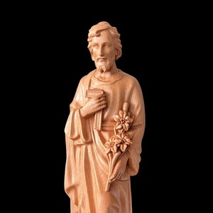 St. Joseph Wooden Statue, Saint Joseph Wood Carving Figurine, St Joseph The Worker, Religious Icon, Catholic Statue, Christian Gift for Dad