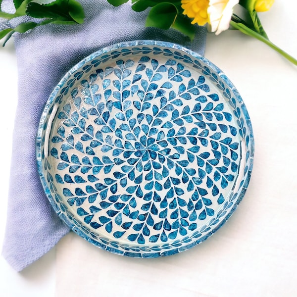 Plateau de service en nacre, plateau de petit-déjeuner rond, plateau en incrustation de nacre motif floral bleu, plateau de table basse, cadeau de pendaison de crémaillère, cadeau pour maman