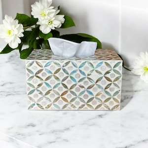 230 count 2-ply tissue box cover decoration made of Mother of pearl & capiz shell, nacre rectangle tissue holder, coastal decor restroom