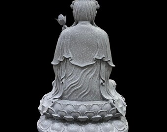 観音菩薩像：蓮の花を持つ人工石菩薩像 - Etsy 日本