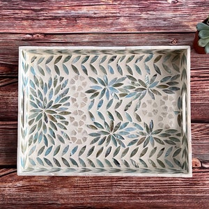Palawan Flower Mother pearl rectangle tray, lacquer serving tray, nacre breakfast tray, vintage coffee table tray, decorative tray, MOP/MDF