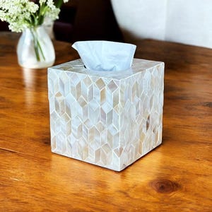 White Mother of pearl inlay tissue box, square cube tissue holder, luxurious tissue box cover, nacre tissue box, napkin case holder