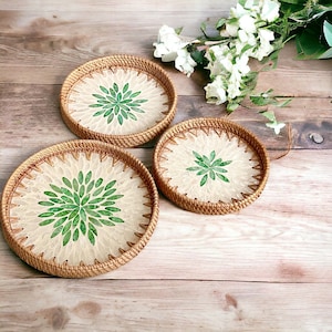 Hand-woven Rattan and Mother Pearl Inlay Serving Tray, Coffee table tray, Round Decoration tray Green flower Spring, Jewelry Bracelet Tray