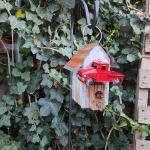 Miniature Rustic Barn Birdhouse
