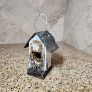 Miniature Rustic Barn Birdhouse