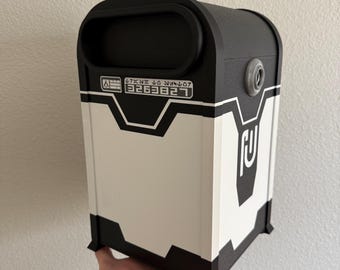 Off-world desk trashcan/storage container.