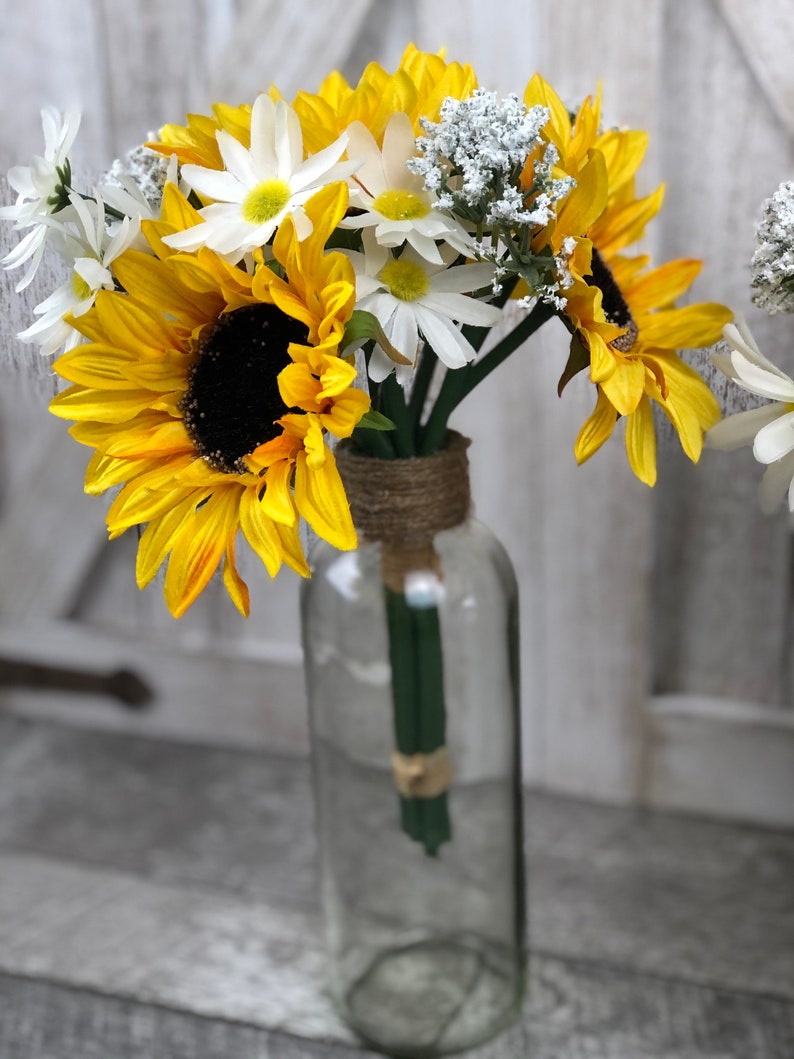 Set of 3 Glass Bud Vases, Country Decor, Vintage Country Vases, Rustic Country Decor, Sunflower