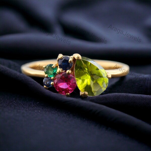 Enamel Teardrop Ring with Peridot