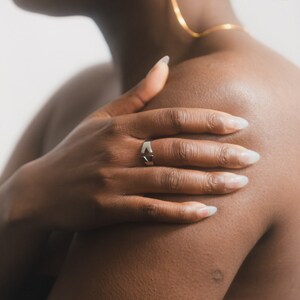V Shape Ring - Recycled Silver | Cut | Adjustable | Minimalistic | Stackable |