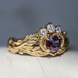 Alexandrite & Diamond Claddagh Ring - Vintage Leaf Style Engagement Ring - Nature Inspired Celtic Ring - June Birthstone Ring - Heart Shape.