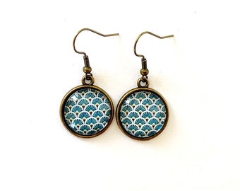 Dangling cabochon earrings, bronze, waves, Japanese spirit, glass cabochon