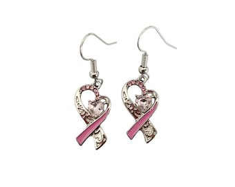 boucles d'oreilles pendantes pendentif ruban rose et brillants , octobre rose, lutte contre le cancer