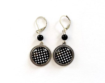 boucles d'oreilles rondes, dormeuses, pois noir et blanc,  cabochon verre