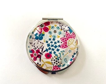 Pocket mirror, bag mirror, decorated with glass cabochon, small country flowers
