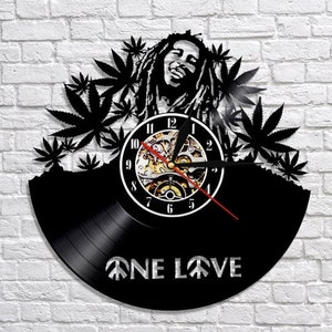 Horloge disque vinyle Bob Marley One Love, cadeau pour mélomane, art mural reggae, décoration cannabis, décoration de maison, cadeau d'anniversaire pour petit ami