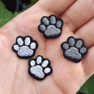 Opstrijkpatch Set Poten Grijs op Zwart Klein huisdier Kat of Hond Kawaii Sweet Cute - Opstrijkpatch