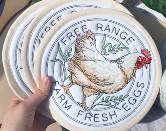 Coaster Chicken "Free Range Farm Fresh Eggs" | Pot holder or oven mitt, home decoration | 100% cotton, handmade ecologically