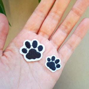 Iron-on Patch Set Pfoten Klein oder Groß Haustier Katze oder Hund Kawaii Süß Cute Aufbügel Patch Aufbügler Aufnäher Bild 3