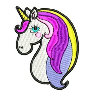 Può includere: Un unicorno bianco con un corno giallo, una criniera rosa e viola e occhi blu. L'unicorno guarda a sinistra.