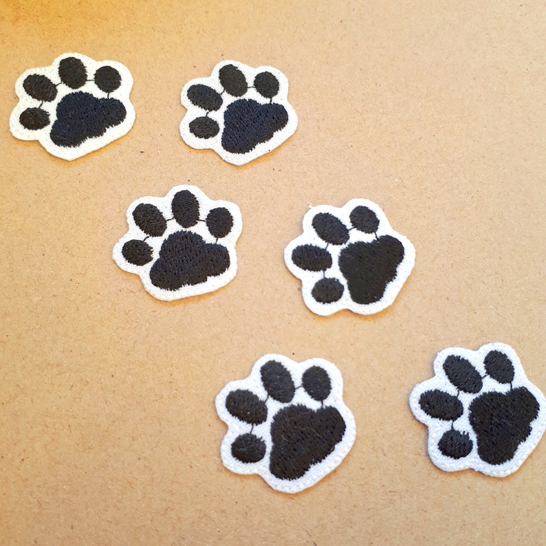 Iron-on Patch Set Pfoten Klein oder Groß Haustier Katze oder Hund Kawaii Süß Cute Aufbügel Patch Aufbügler Aufnäher x6 (big)