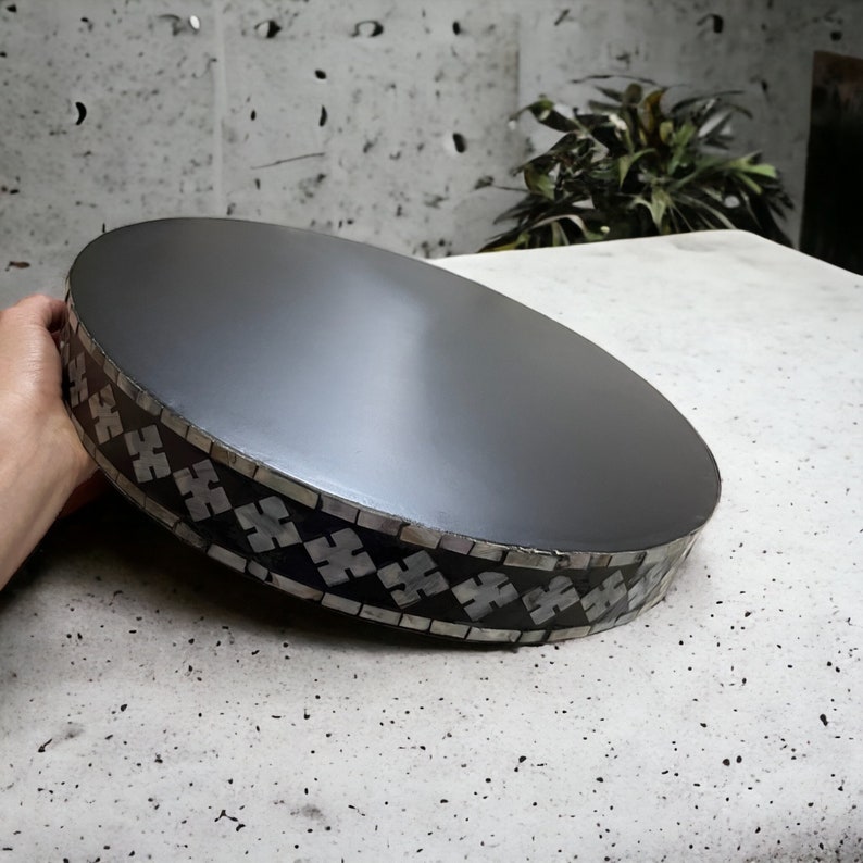 Round Breakfast tray, Mother of Pearl Black Floral Serving Tray, Coffee table tray, Decorative tray, Tea tray, Cocktail tray, Bracelet Tray image 5