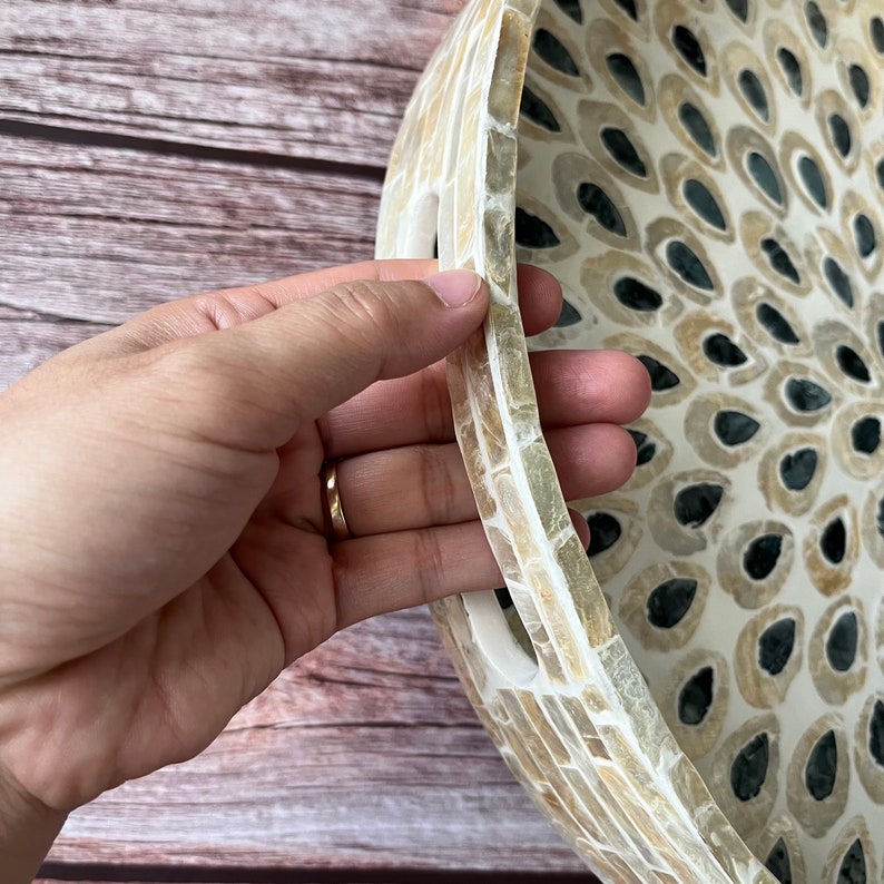 Round Breakfast tray, Mother of Pearl Serving Tray Peacock Tail, Coffee table tray, Decorative tray, Tea tray, Cocktail tray, Bracelet Tray image 4