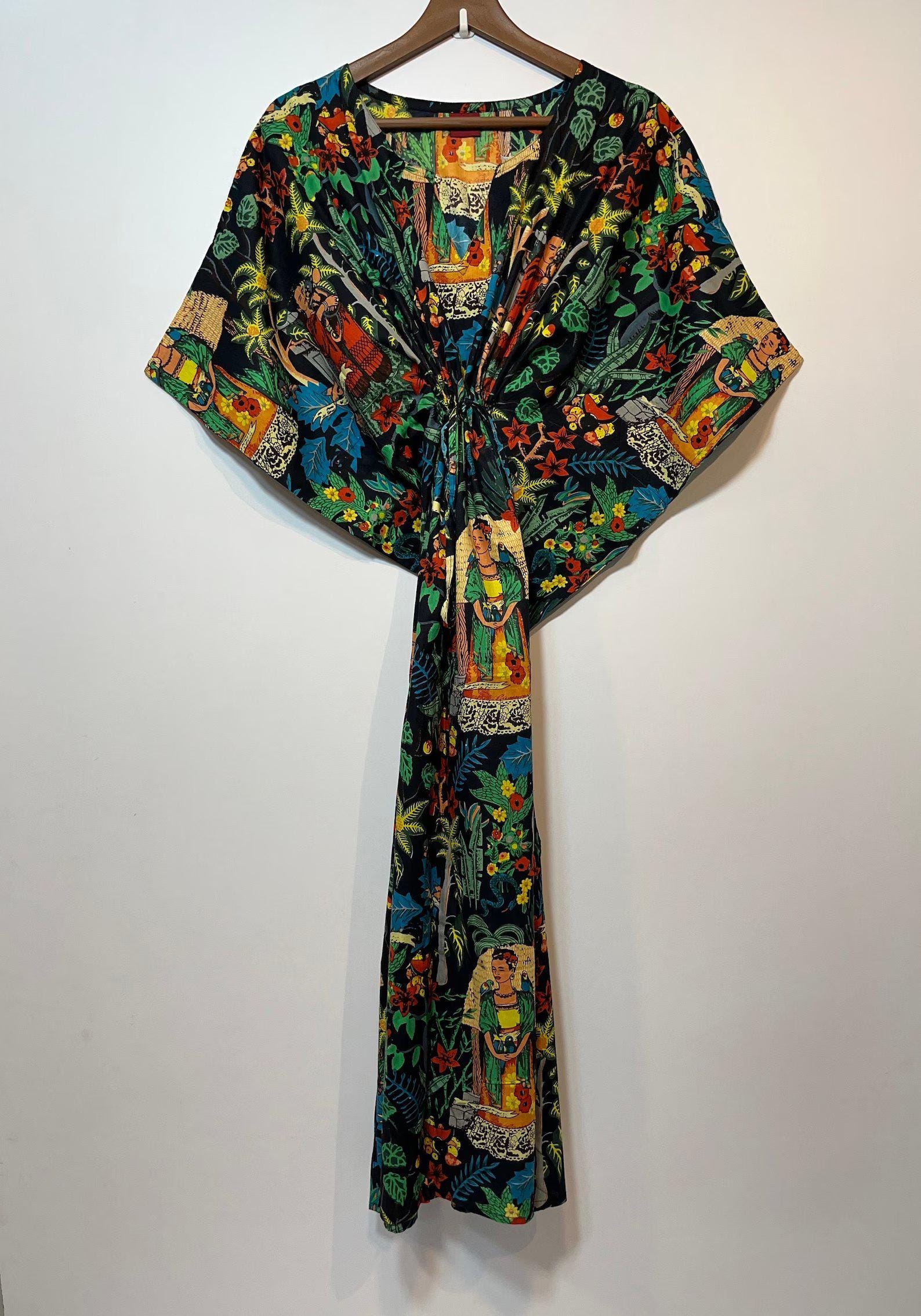 Robe caftan fleurie en coton : imprimé main indienne, taille réglable