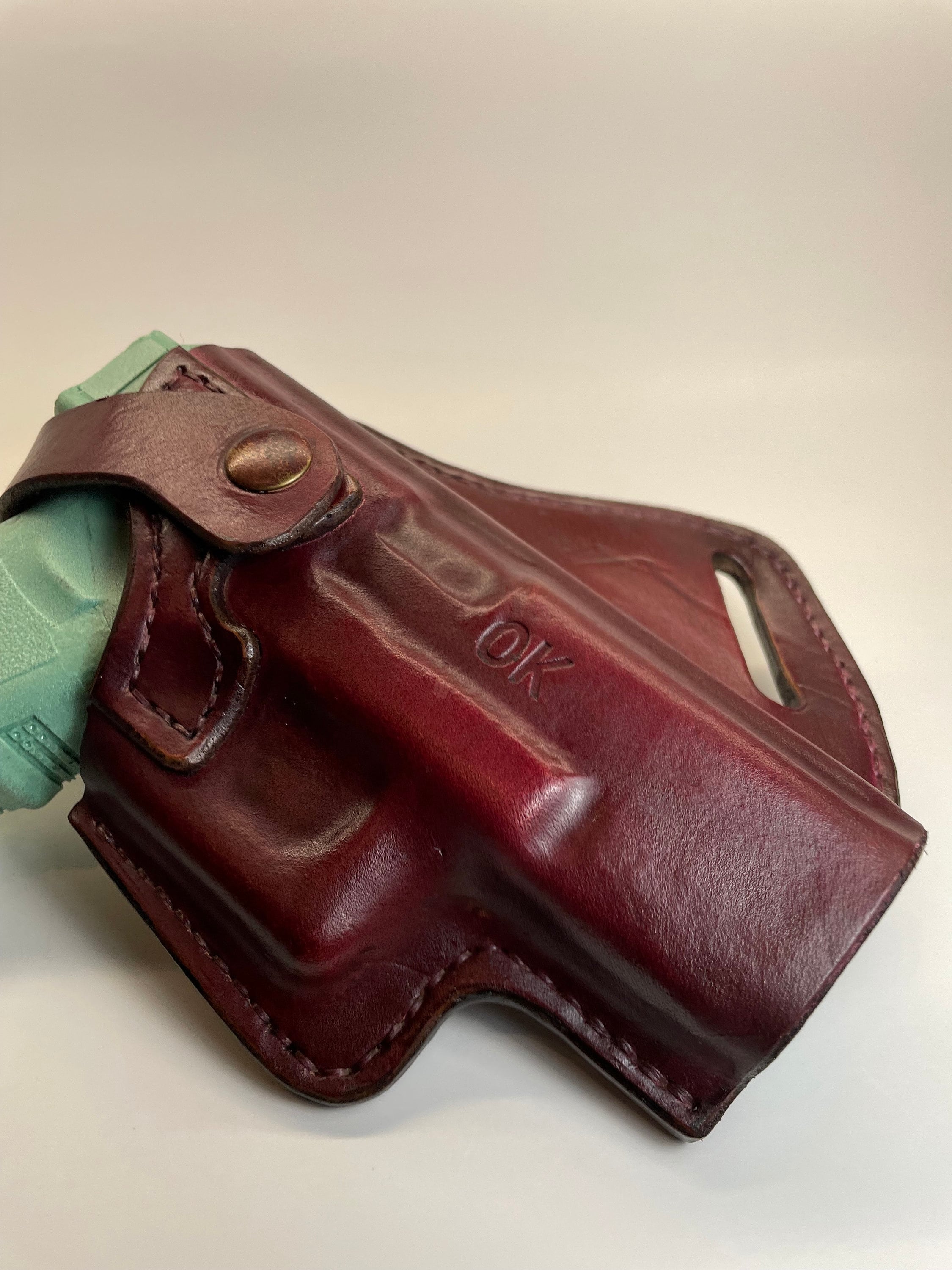 IWB KYDEX Holster (Optic Ready) fits: Glock G20 G21