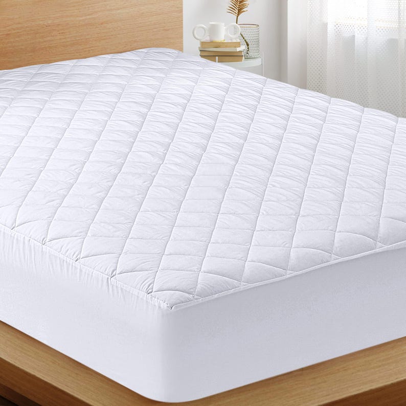 Microfiber Quilted Fitted Mattress Protector Double Mattress Protector
