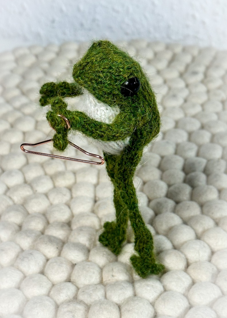 Frosch handgestrickt, Vorbestellung Bild 3