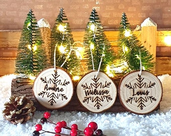 Lot de 3 petits rondins de bois à personnaliser au laser à suspendre accompagnés de son pochon / Collection Noël/Hiver / Sapin de Noël
