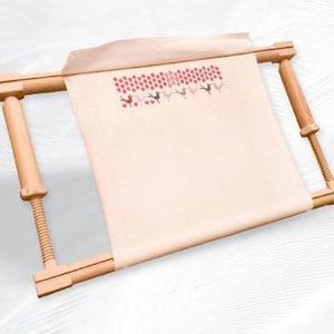 Embroidery Hoop Stand, Cross Stitch Supplies Adjustable Wooden Holder  Height for Frame 