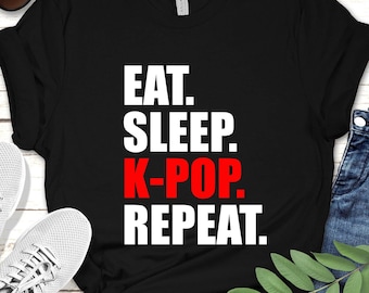 Maglietta divertente per fan del K-POP / Unisex, Maglietta per fan del K-POP, Amante della musica coreana, Moda coreana, Gruppi K-POP, Regalo per fan del K-POP, Abbigliamento K-POP alla moda, Amo il K-POP