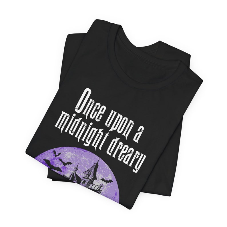 Goth MIDNIGHT DREARY Tee | Unisex, Horror Gothic Aesthetic Tee, Edgar Allan Poe, Dark Academia, Halloween Goblincore Gift, Spooky Scary afbeelding 5