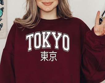 Tokyo Japan Graphic Sweatshirt: Unisex Comfort Fit Hoodie