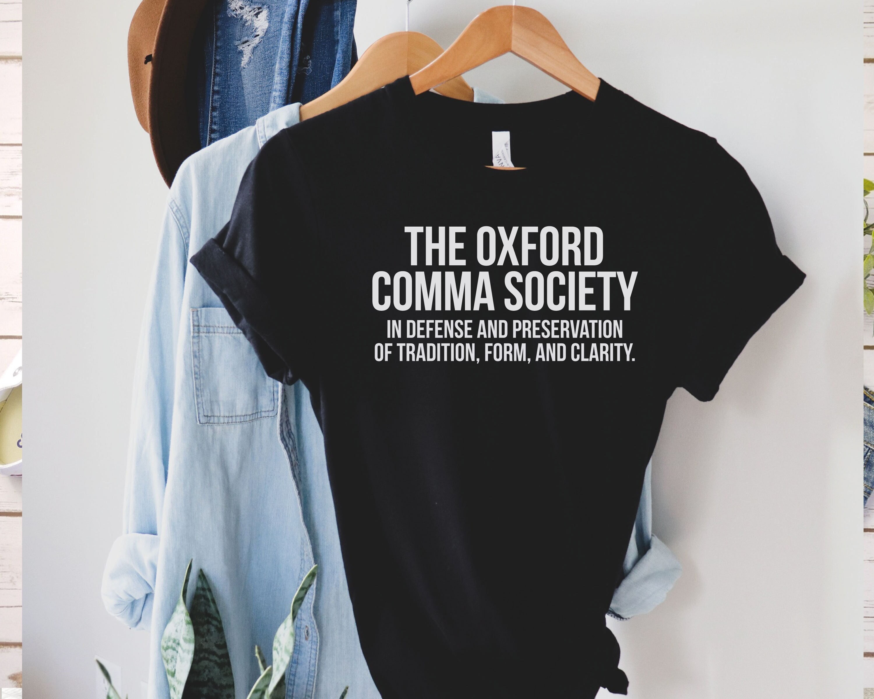 Oxford Comma Shirt, English Major Gift, Grammar Shirt, English Teacher Gift, Oxford Comma Society, Grammar Police Shirt, LDA855
