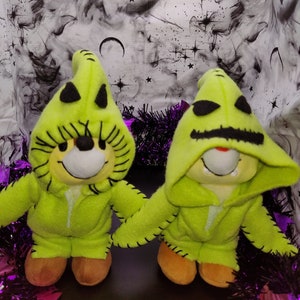 Shadow on the moon at night - fun boogeyman outfit for your nuiMOs!