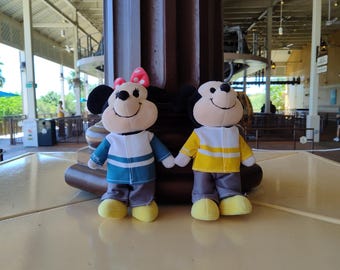 The sky is the limit!  Skyliner Castmembers inspired outfits for your nuiMOs & labubu