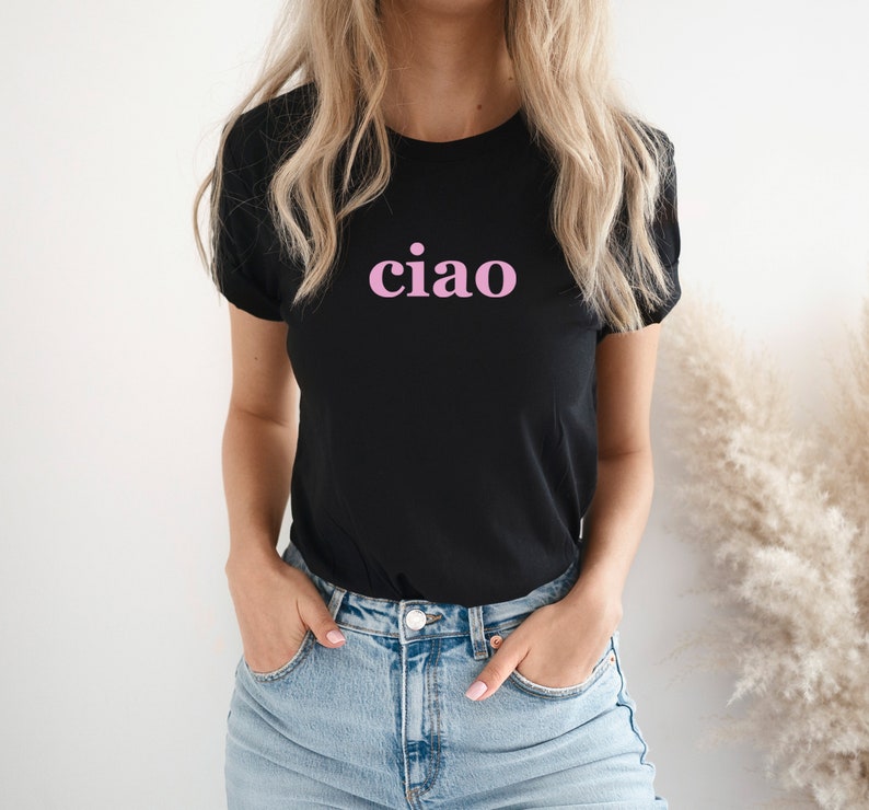 Ciao T-shirt, Ciao italiensk skjorta, italiensk skjorta, italiensk hej adjö-skjorta, dam- eller unisexpassform, reseäventyrströja, perfekt present Black-pink print
