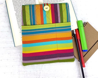 Regenbogen-Buchhülle, gepolsterter Buchschutz, Stoff-Buchtasche, Regenbogen-Buchhülle, Buchhülle, Buchtasche, Geschenk für Buchliebhaber, Buchhülle