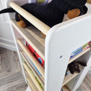 Deluxe | Rotating bookcase | bookshelf | toy storage | babyroom | softwood | swivel base image 4