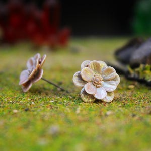 Elpis Flower - Earring Stud Pair - FFXIV Style Inspired Jewellery Final Fantasy Gift