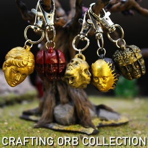 Collection de porte-clés orbes fabriqués à la main en résine : cadeau pour joueur